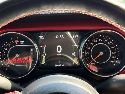 Used 2023 Jeep Gladiator Rubicon w/ Cold Weather Group AWD/4WD image 35