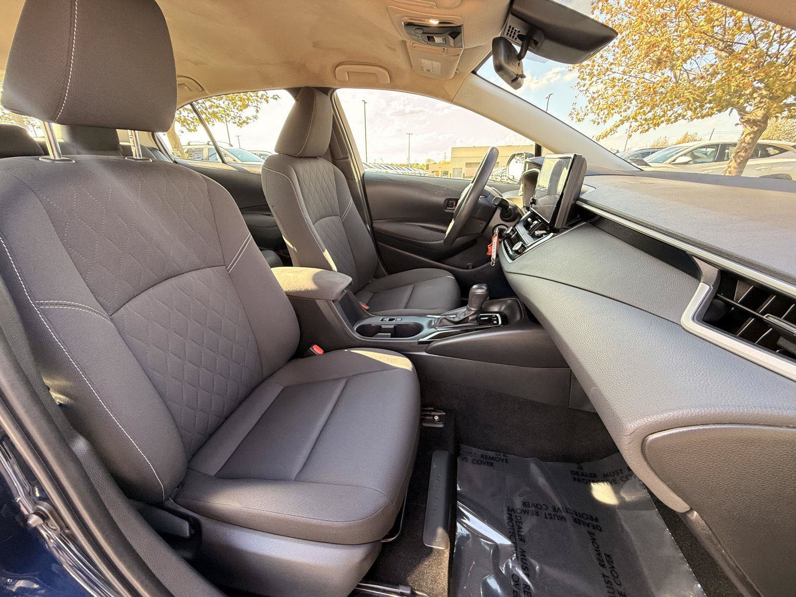 Used 2023 Toyota Corolla LE w/ Carpet Mat Package (TMS) FWD image 18