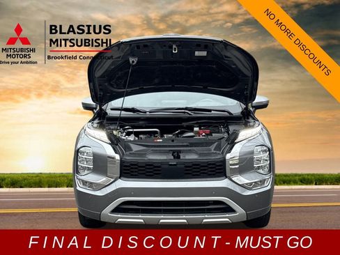 Used 2022 Mitsubishi Outlander SEL image 22