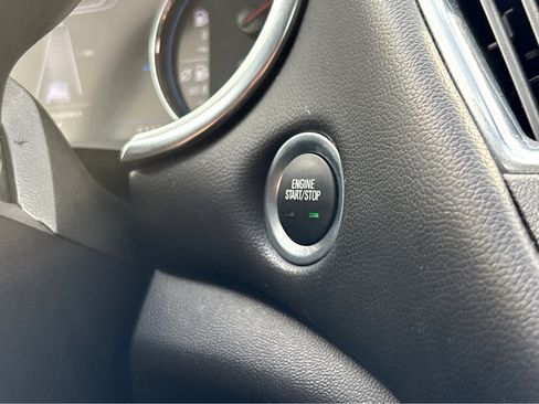 Used 2024 Chevrolet Malibu LT image 6