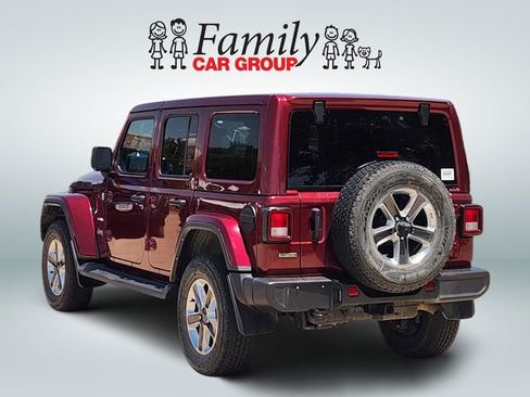 Used 2021 Jeep Wrangler Unlimited Sahara w/ Cold Weather Group AWD/4WD image 3
