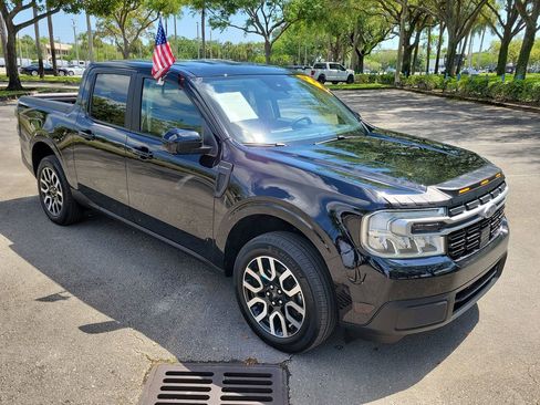 Used 2024 Ford Maverick Lariat image 3