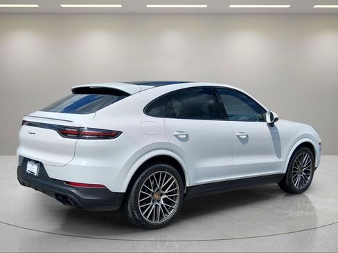 Used 2023 Porsche Cayenne Platinum Edition AWD/4WD image 5