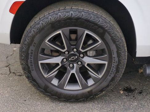 Certified 2024 Chevrolet Tahoe Z71 w/ Luxury Package image 34