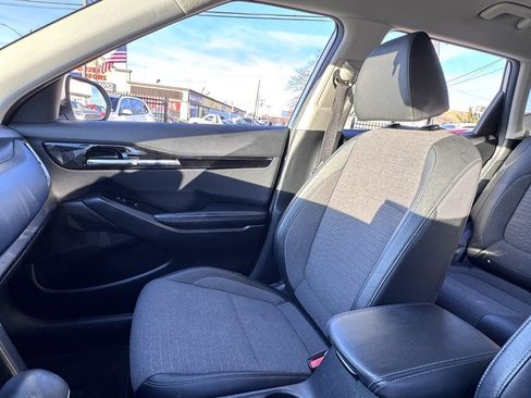 Used 2021 Kia Seltos S image 14