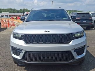 New 2025 Jeep Grand Cherokee Limited w/ Black Appearance Package video 2