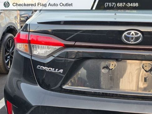 Used 2022 Toyota Corolla SE image 7
