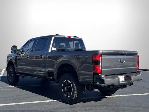 New 2026 Ford F250 Lariat w/ Tremor Off-Road Package image 29