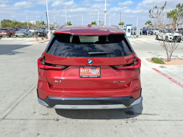 New 2026 BMW X1 xDrive28i w/ Technology Package AWD/4WD image 5