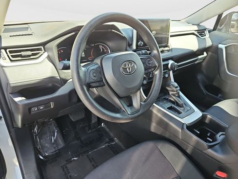 Certified 2025 Toyota RAV4 XLE FWD image 9
