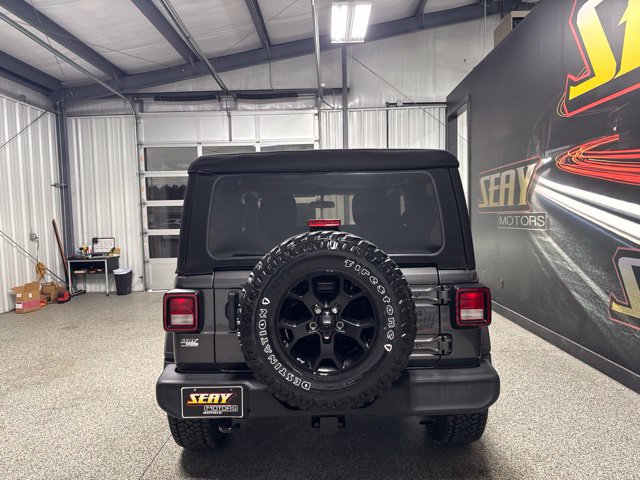Used 2022 Jeep Wrangler Sport AWD/4WD image 17
