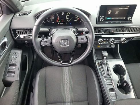 Used 2023 Honda Civic Sport image 11