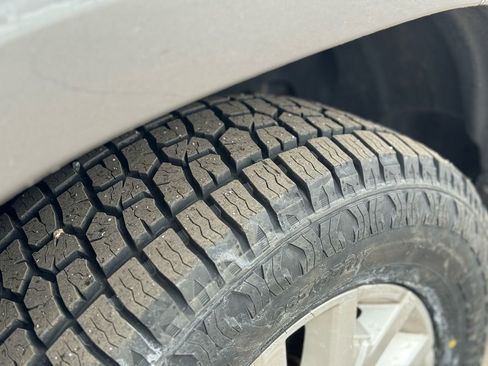 Used 2022 Nissan Frontier SV image 10