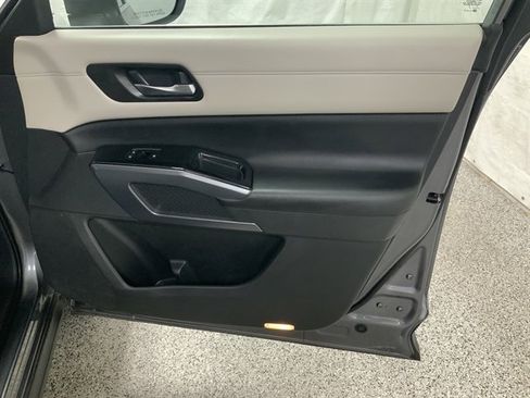 Used 2022 Nissan Pathfinder SL w/ SL Premium Package AWD/4WD image 24