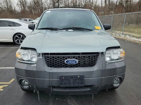 Used 2005 Ford Escape XLT image 7