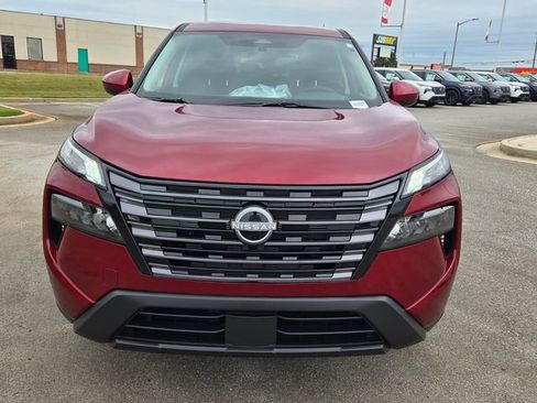New 2026 Nissan Rogue SV FWD image 2