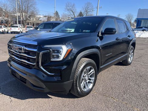 Used 2025 GMC Terrain Elevation image 3