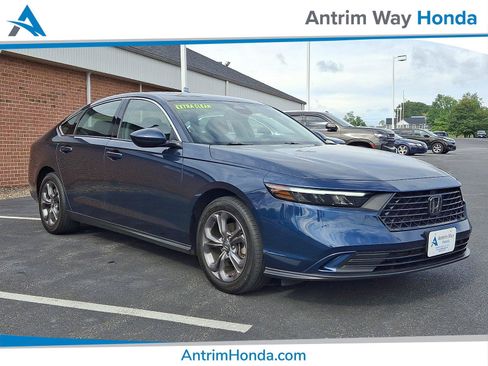 Used 2024 Honda Accord EX image 1