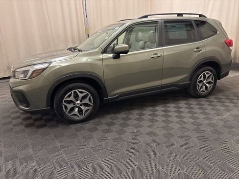 Used 2021 Subaru Forester Premium AWD/4WD image 8