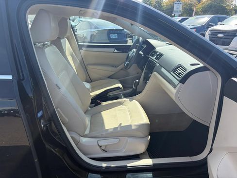 Used 2014 Volkswagen Passat 1.8T Wolfsburg Edition FWD image 15