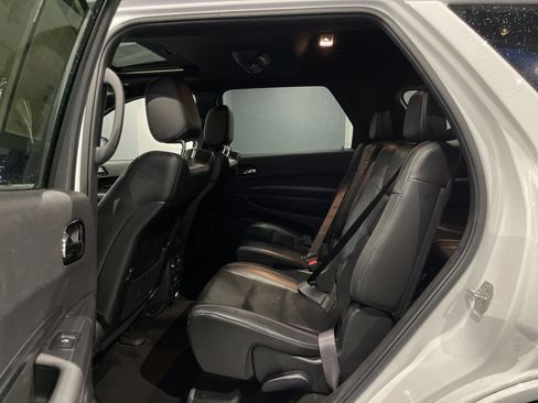 Used 2022 Dodge Durango R/T w/ Blacktop Package AWD/4WD image 32