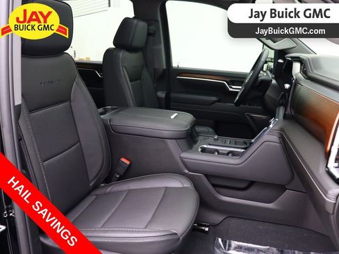 Certified 2025 GMC Sierra 2500 Denali w/ Denali Reserve Package AWD/4WD image 22