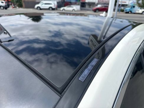 Used 2016 Mercedes-Benz S 550 4MATIC Sedan image 8
