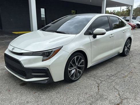 Used 2021 Toyota Corolla SE image 3