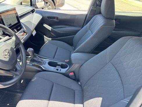 Used 2026 Toyota Corolla LE FWD image 13