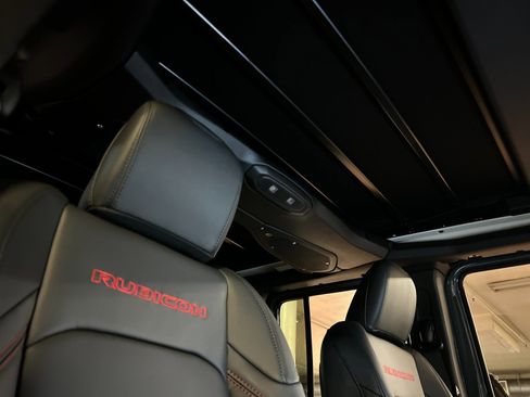 New 2026 Jeep Wrangler Unlimited Rubicon image 16