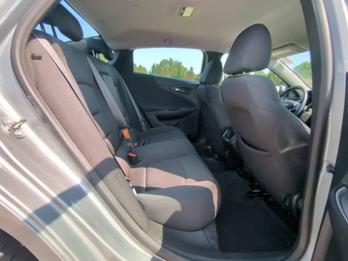 Used 2024 Chevrolet Malibu LT FWD image 10