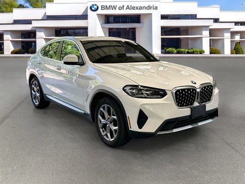 Used 2022 BMW X4 xDrive30i w/ Premium Package 2 AWD/4WD image 3