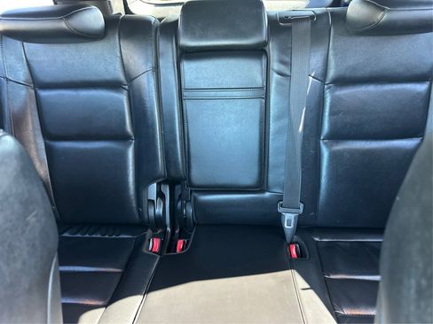 Used 2017 Jeep Grand Cherokee Limited image 24