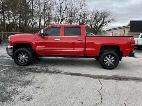 Used 2019 Chevrolet Silverado 2500 LTZ w/ Duramax Plus Package AWD/4WD image 8