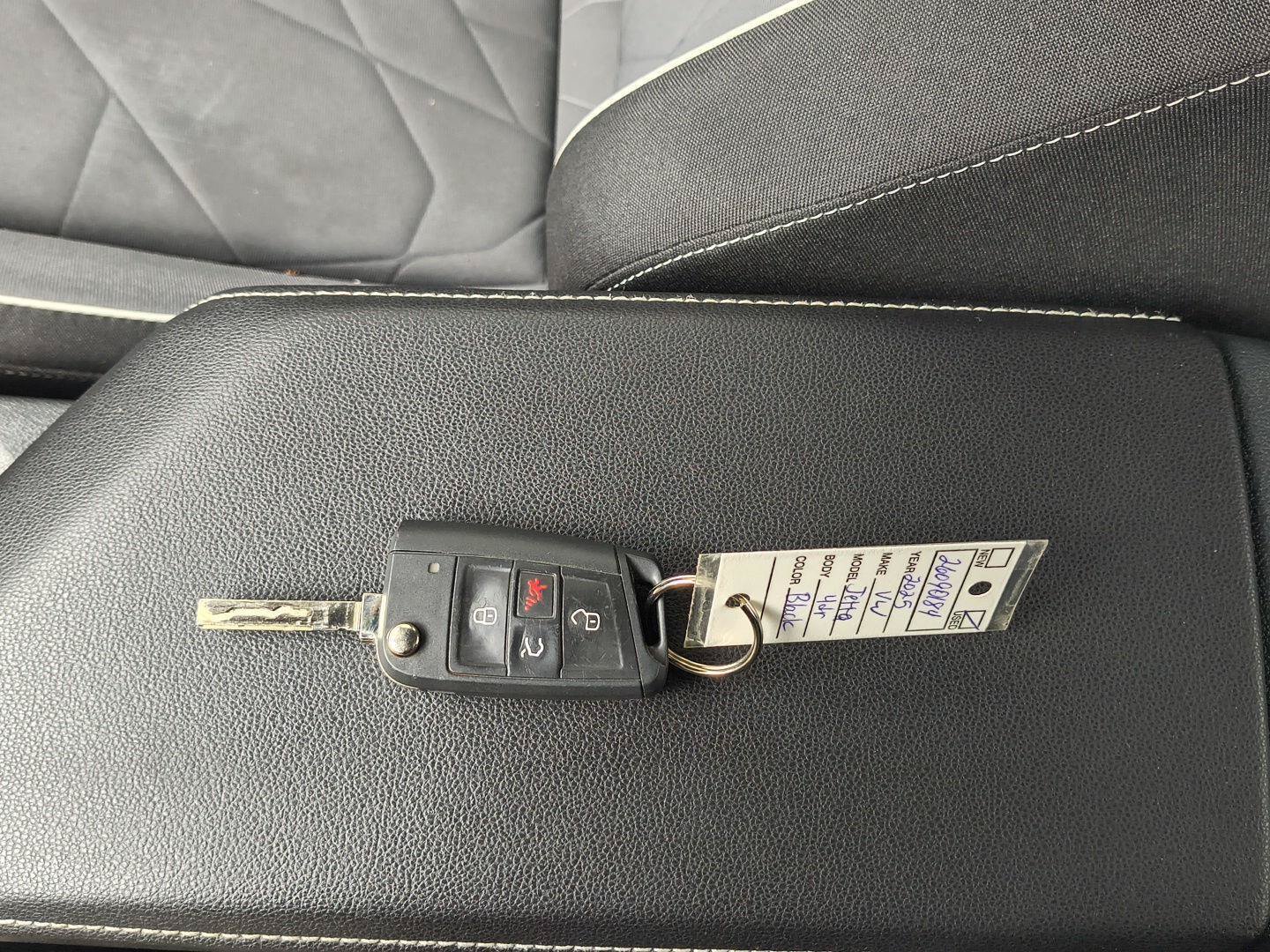 Used 2025 Volkswagen Jetta Sport FWD image 29