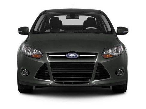 Used 2014 Ford Focus Titanium FWD image 4