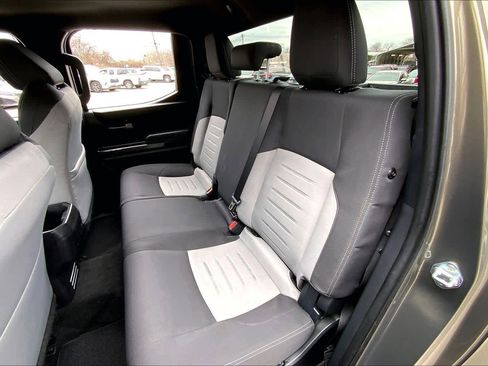 Used 2025 Toyota Tacoma TRD Sport image 20