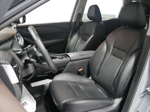 Used 2023 Nissan Rogue SL image 10