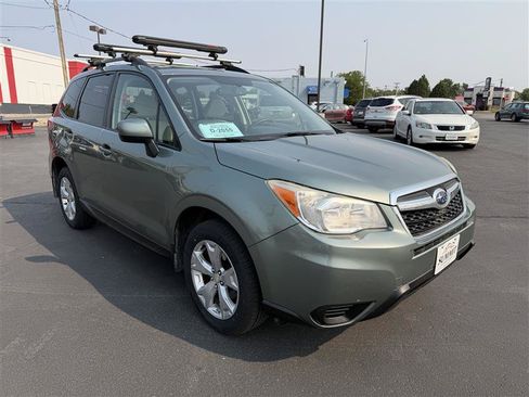 Used 2015 Subaru Forester 2.5i Premium w/ All-Weather Package AWD/4WD image 2