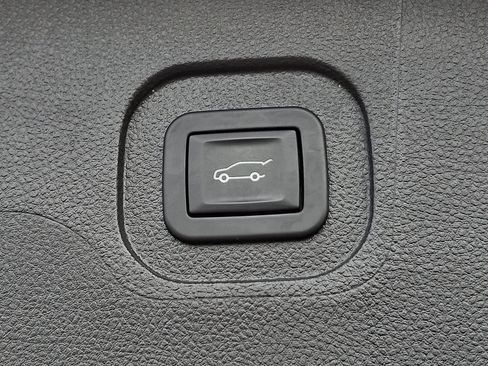 Used 2014 Chevrolet Equinox LTZ AWD/4WD image 30