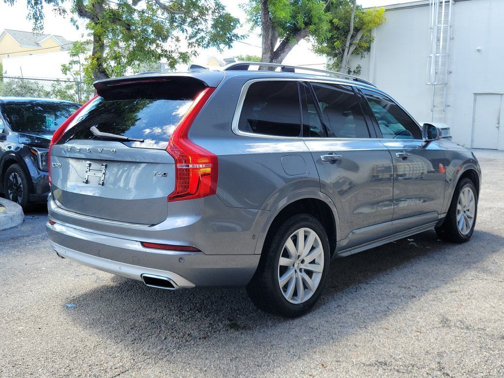 Used 2017 Volvo XC90 T6 Momentum w/ Vision Package AWD/4WD image 9