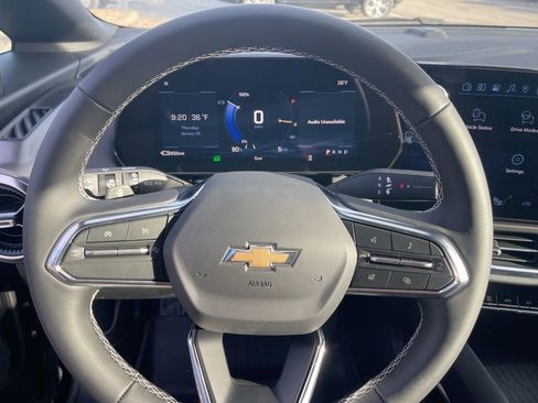 New 2026 Chevrolet Equinox EV LT image 20