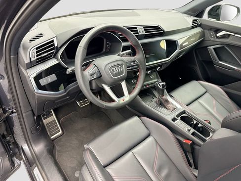 Used 2025 Audi Q3 2.0T Premium Plus w/ Premium Plus Package image 9