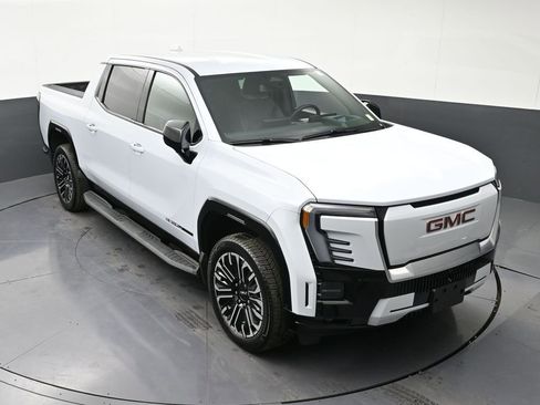 Used 2026 GMC Sierra EV Denali AWD/4WD image 21
