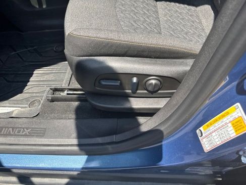 Used 2024 Chevrolet Equinox LT w/ LPO, Floor Liner Package FWD image 13