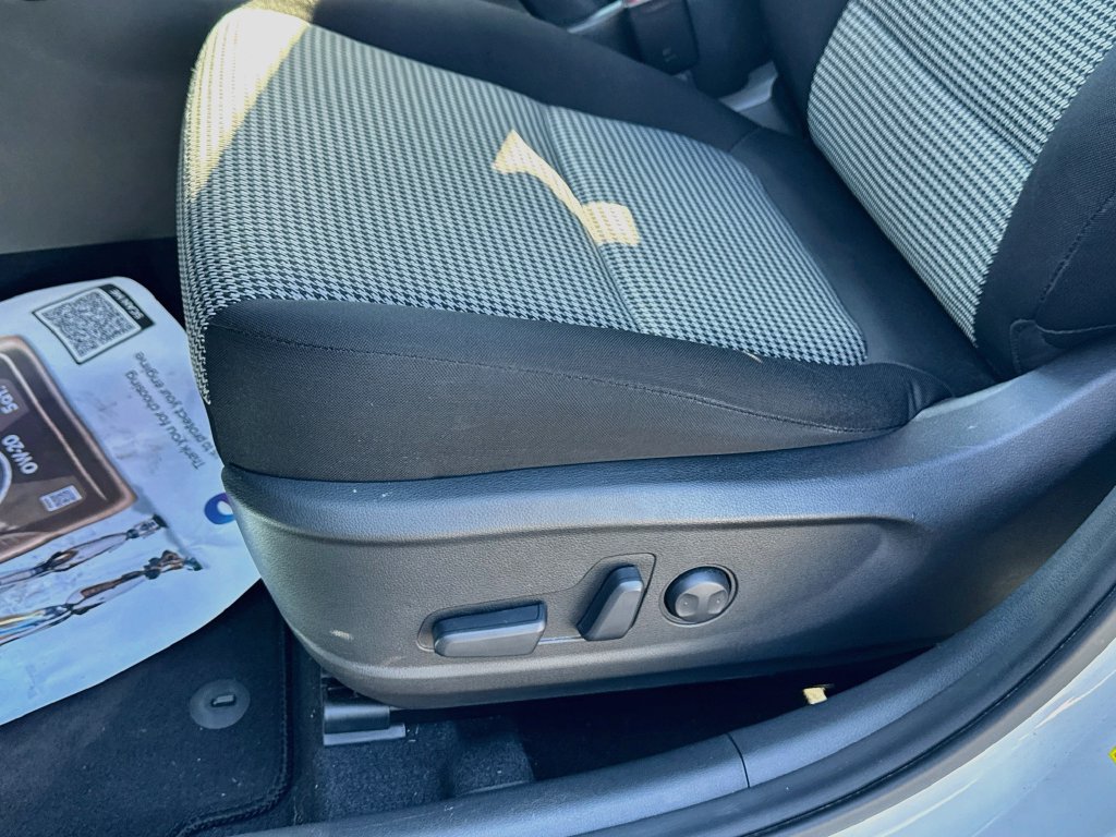 Used 2019 Hyundai Kona SEL w/ SEL Tech Package 02 AWD/4WD image 19