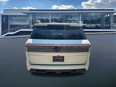 New 2027 Lincoln Navigator L Black Label AWD/4WD image 7