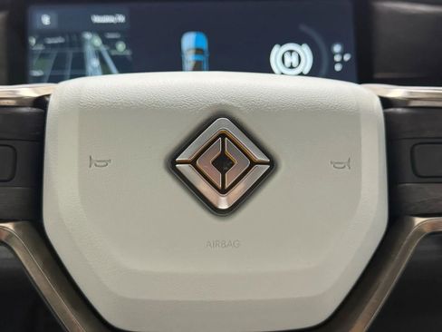 Used 2023 Rivian R1T Launch Edition image 22