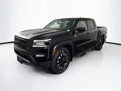 Used 2023 Nissan Frontier Pro-X w/ Technology Package RWD image 3