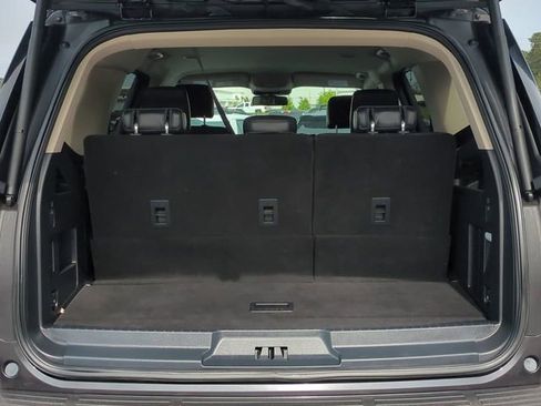 Used 2024 Ford Expedition XLT RWD image 13